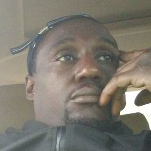 Meet your Posher, Victor